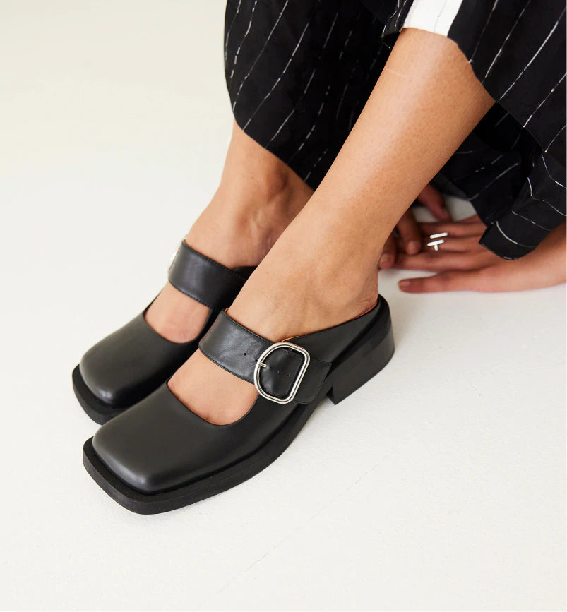 Badu Square Toe Leather Mule | Black