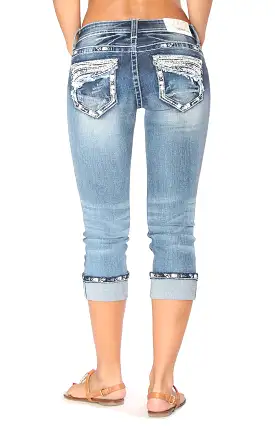 Feather Embellishment Mid Rise Capri