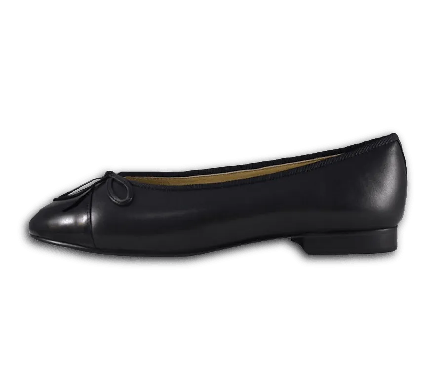 Lambskin Two Tone Bow Ballet Flats