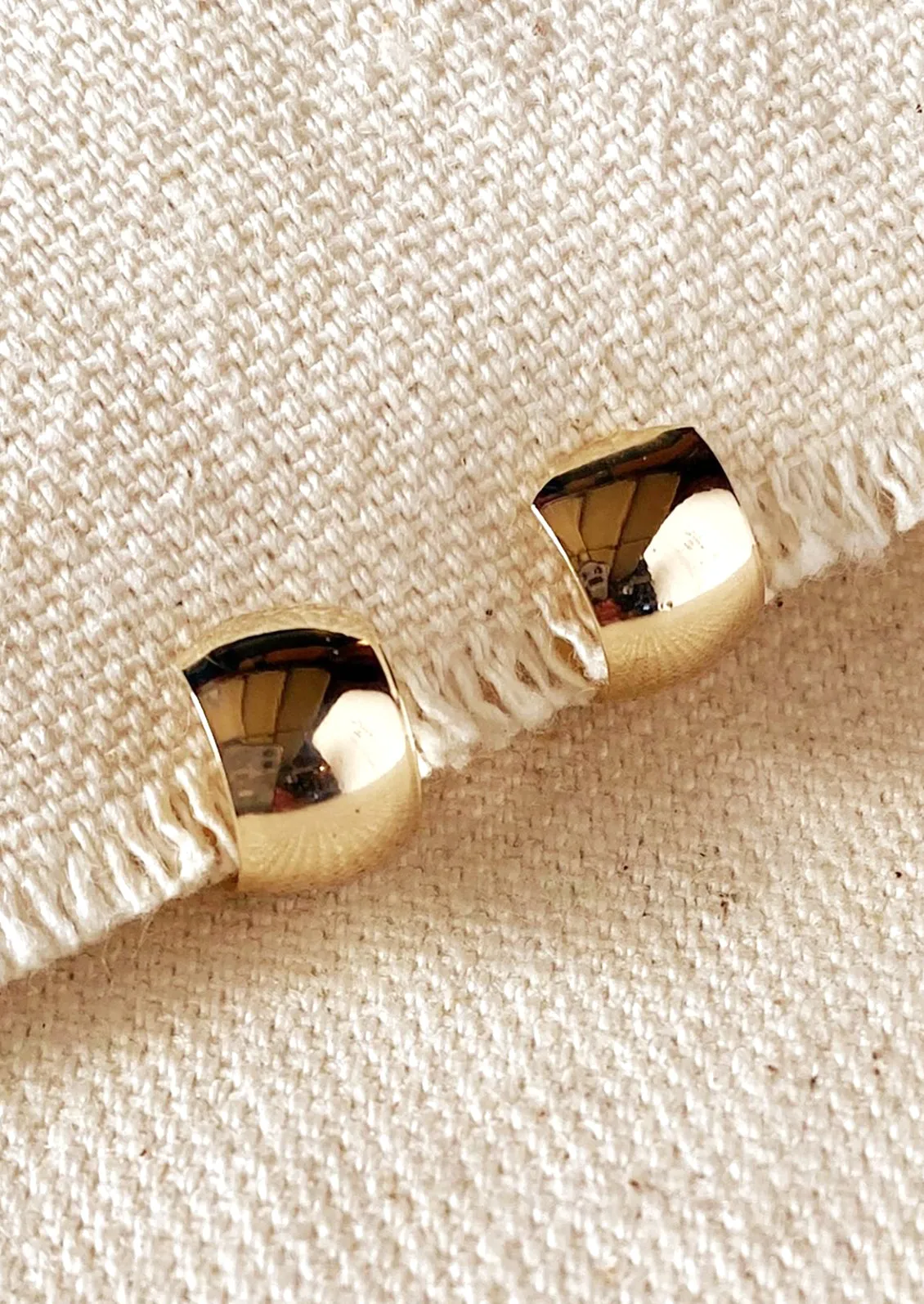 Petite Wide Hoop Studs