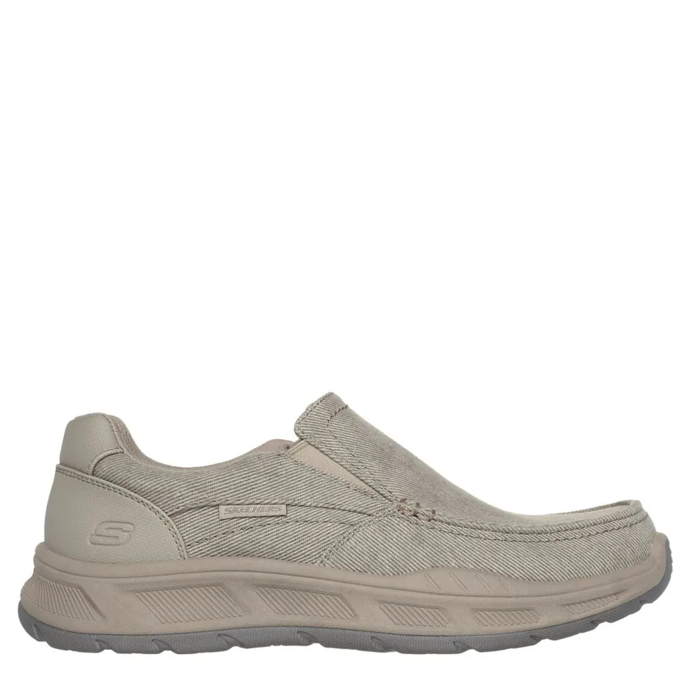 SKECHERS  MENS COHAGEN-VIERRA SLIP ON SNEAKER