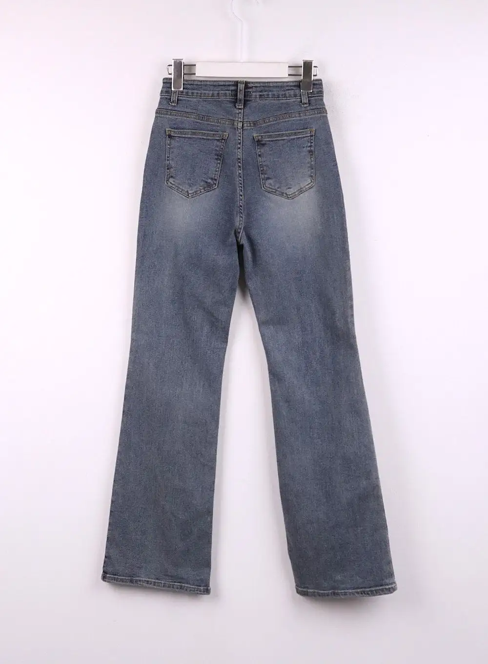 Slim Fit Bootcut Jeans CJ426